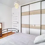 Apartment Center With Parking Trnava