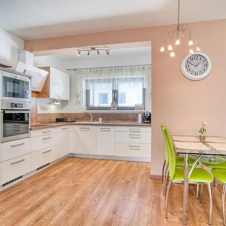 Center With Parking *